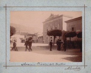 Piazza del teatro